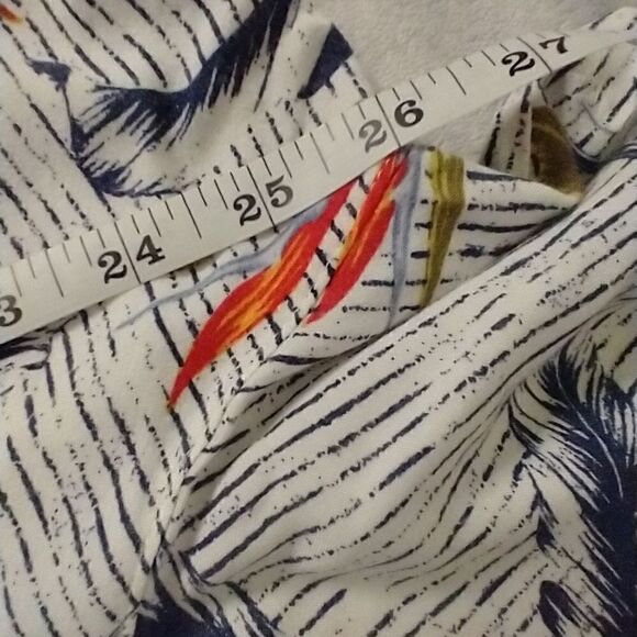 USED Men's Short Sleeve Shirt - Picture 4 of 6